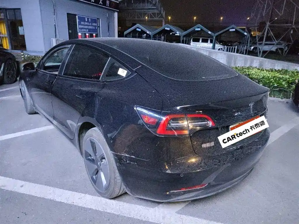 Model 3 2022 Rear-Wheel Drive