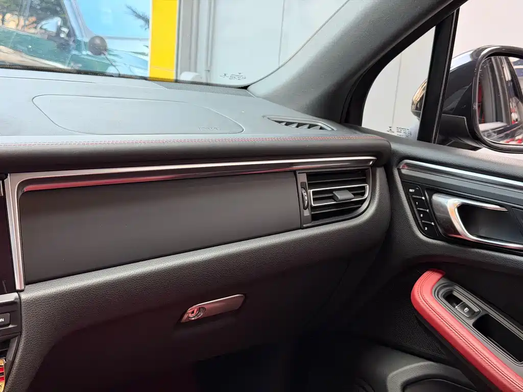 Porsche Macan 2.0T