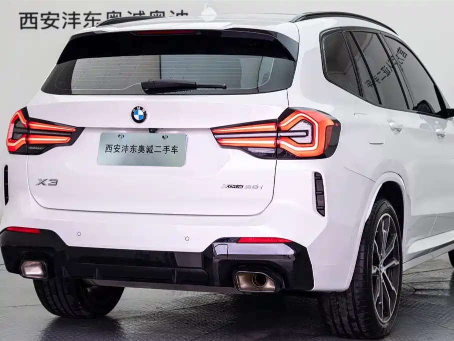 BMW X3 2022 xDrive30i Leading Edition M Night Package
