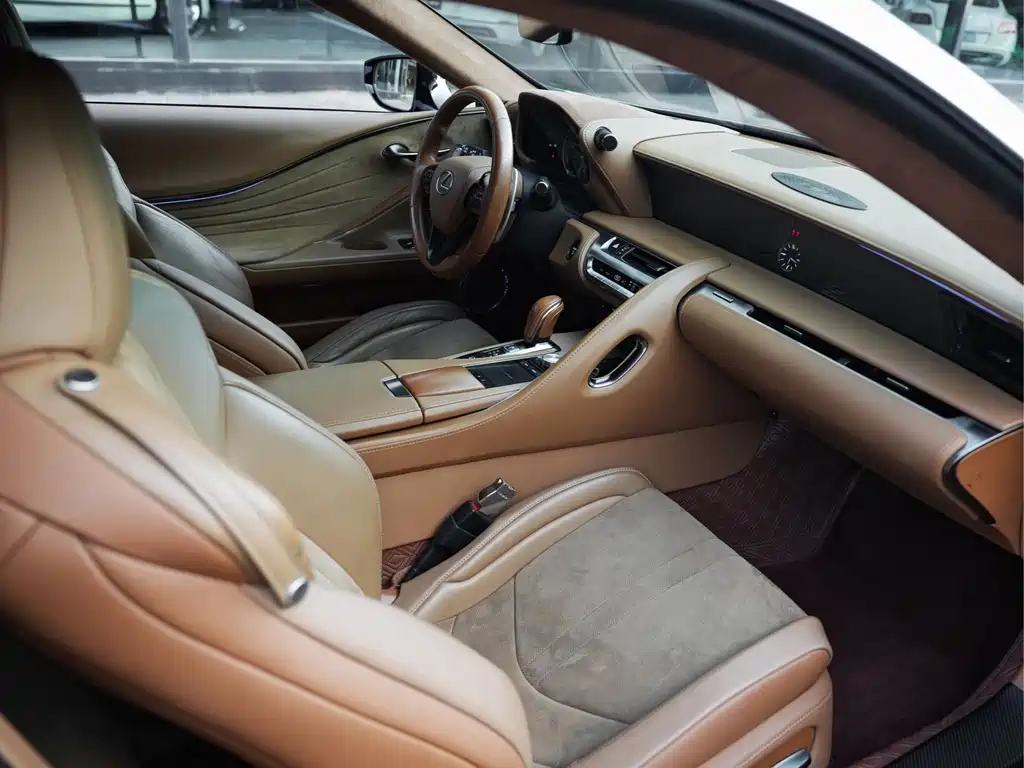 Lexus LC 500h Sport (2018)