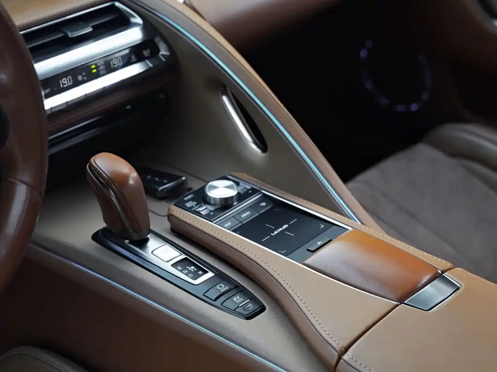 Lexus LC 500h Sport (2018)