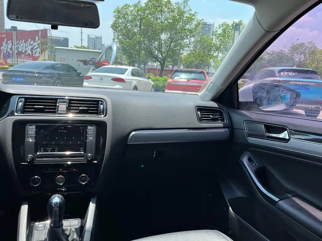 Sagitar 2018 280TSI DSG Yidong Edition