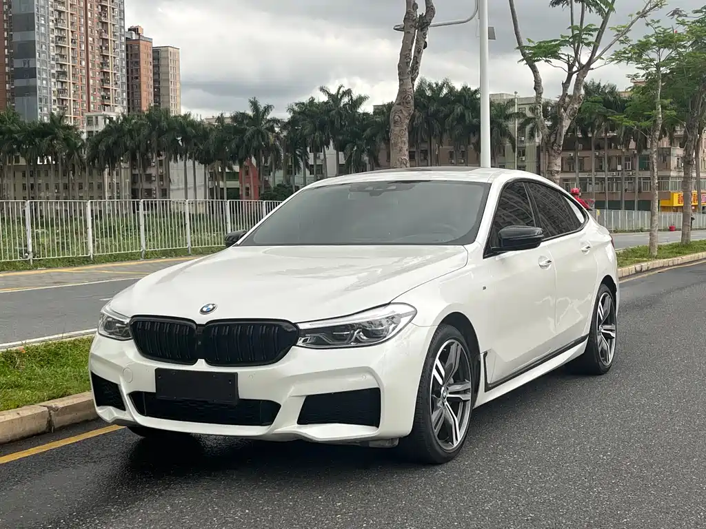 BMW 6 Series GT 2018 640i xDrive M Sport Package