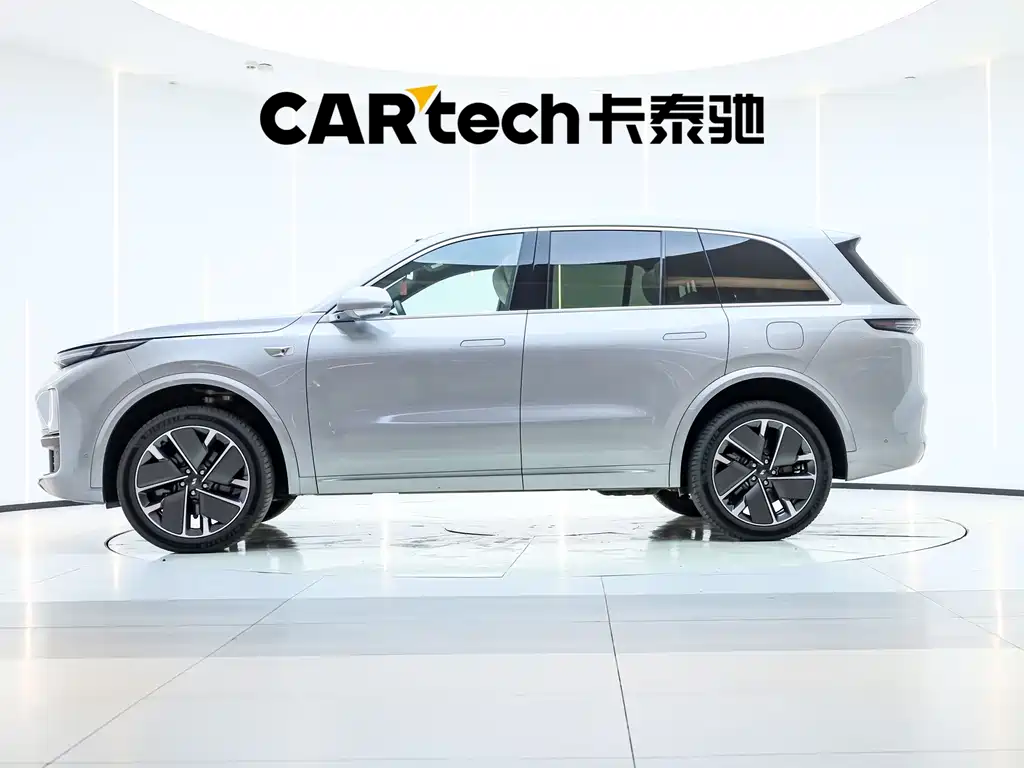 Li Auto L8 2025 Max Smart Refresh Edition