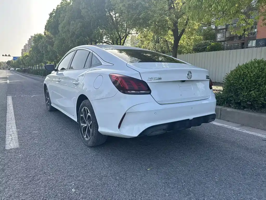 MG5 2021 180DVVT CVT Youth Fashion Edition