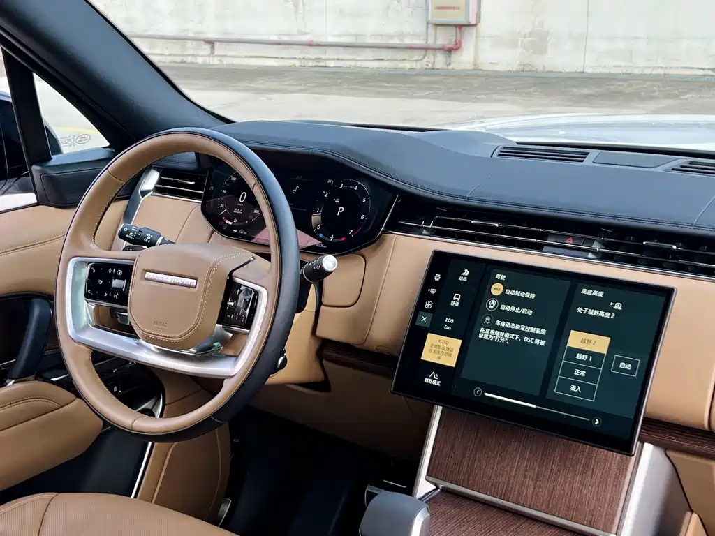 Range Rover 2024 3.0 L6 400PS Autobiography LWB