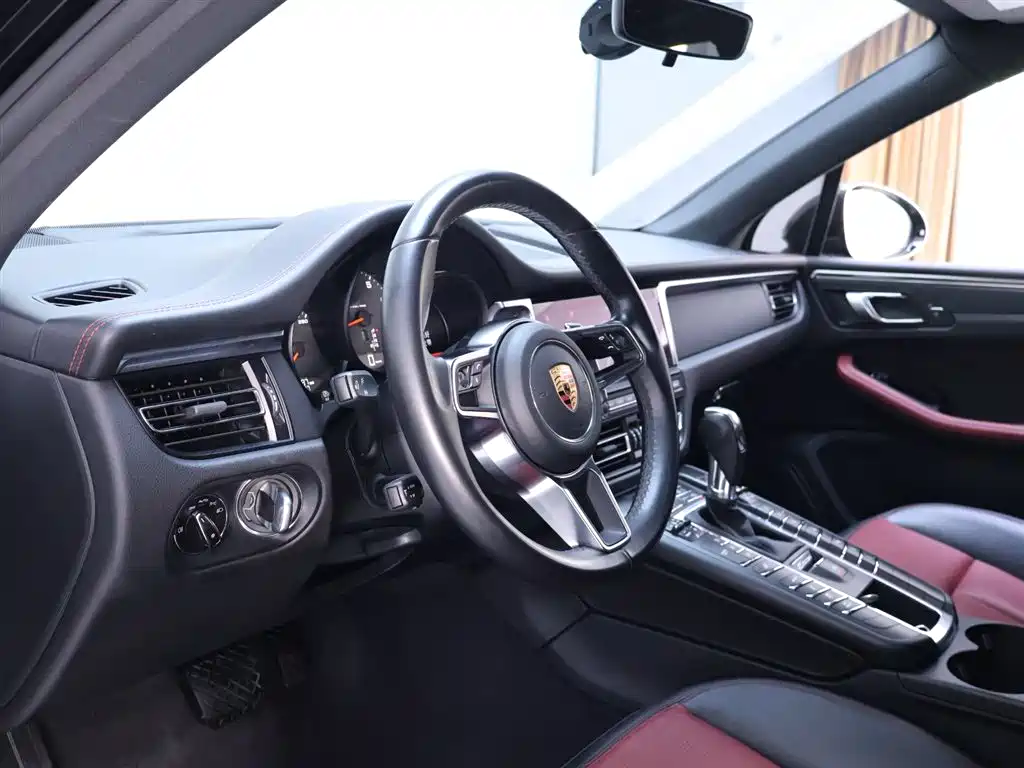 Porsche Macan 2018 2.0T