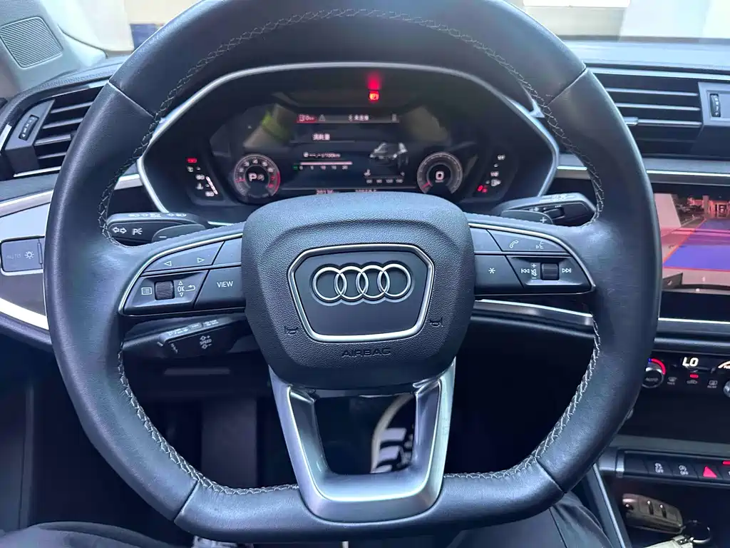 Audi Q3 2022 35 TFSI Sporty Dynamic Edition