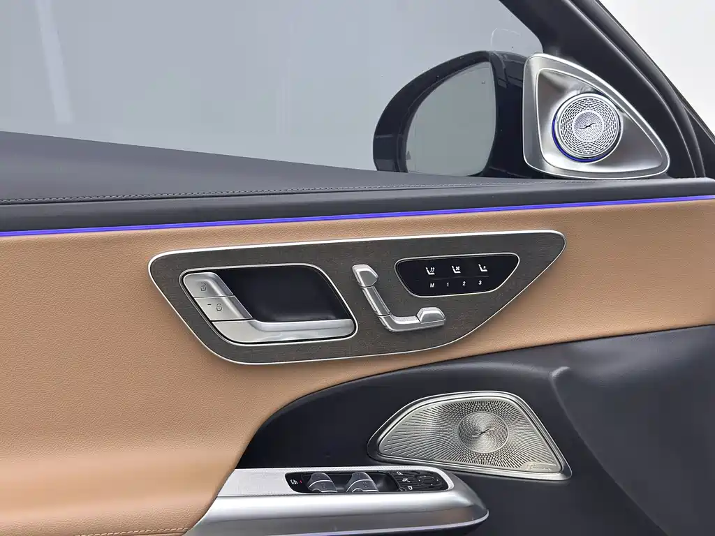 Mercedes-Benz E-Class 2025 E 300 L Luxury