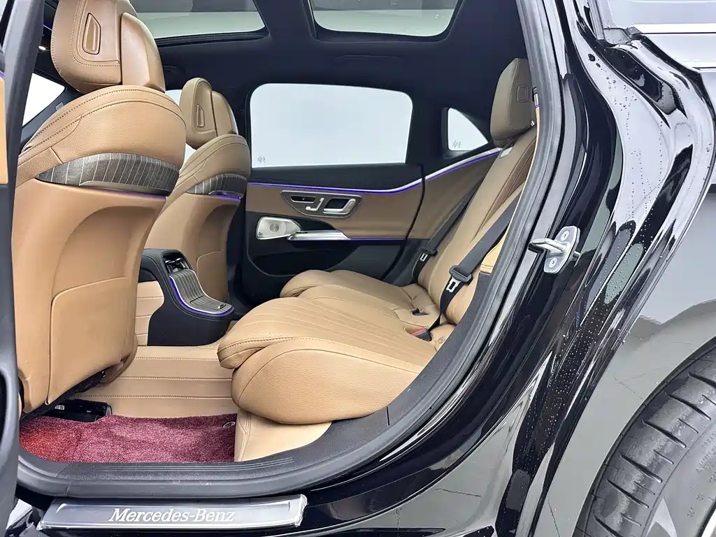 Mercedes-Benz E-Class 2025 E 300 L Luxury