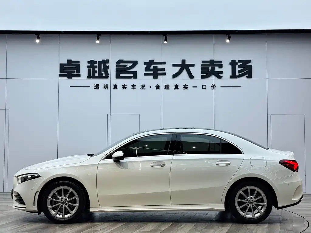 Mercedes-Benz A-Class 2022 A 200 L Sport Sedan Dynamic