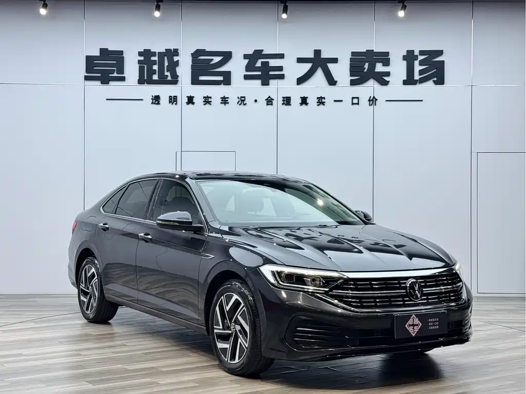 Volkswagen Sagitar 2023 300TSI DSG Beyond Edition