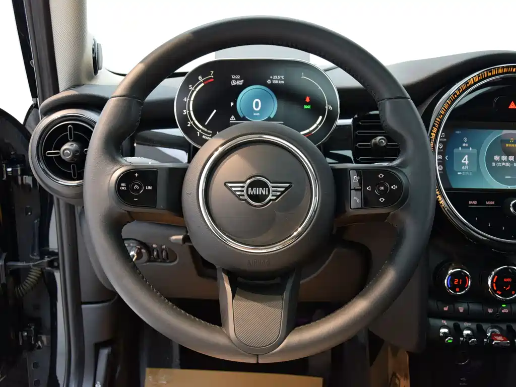 MINI 2023 1.5T Cooper Artist 5-Door