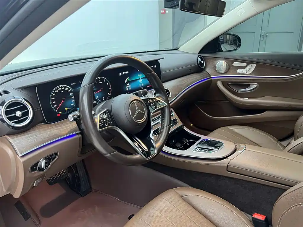 Mercedes-Benz E-Class 2021 E 300 L Luxury