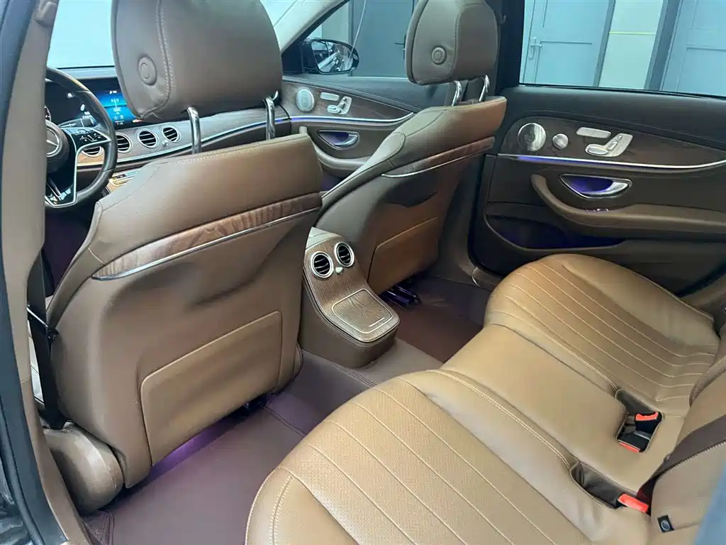 Mercedes-Benz E-Class 2021 E 300 L Luxury