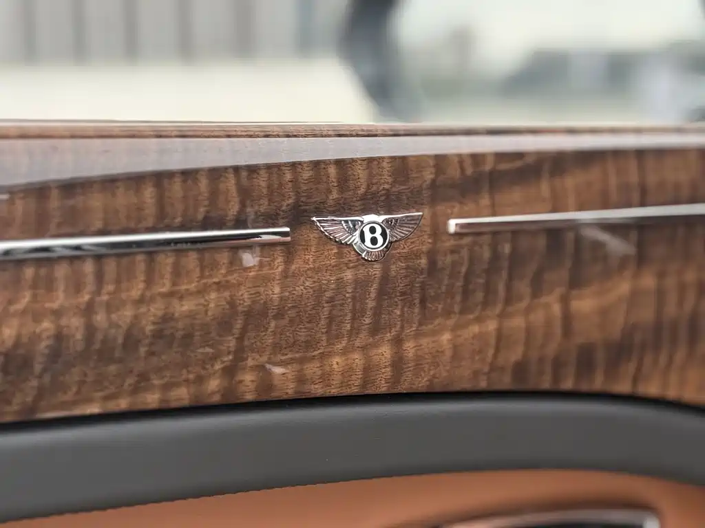 Bentley Mulsanne 2017 6.8T Long Wheelbase Edition