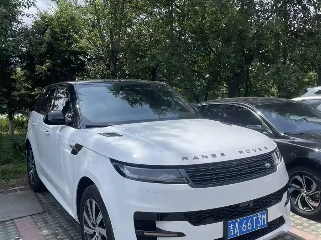 Range Rover Sport 2024 400PS Dynamic SE