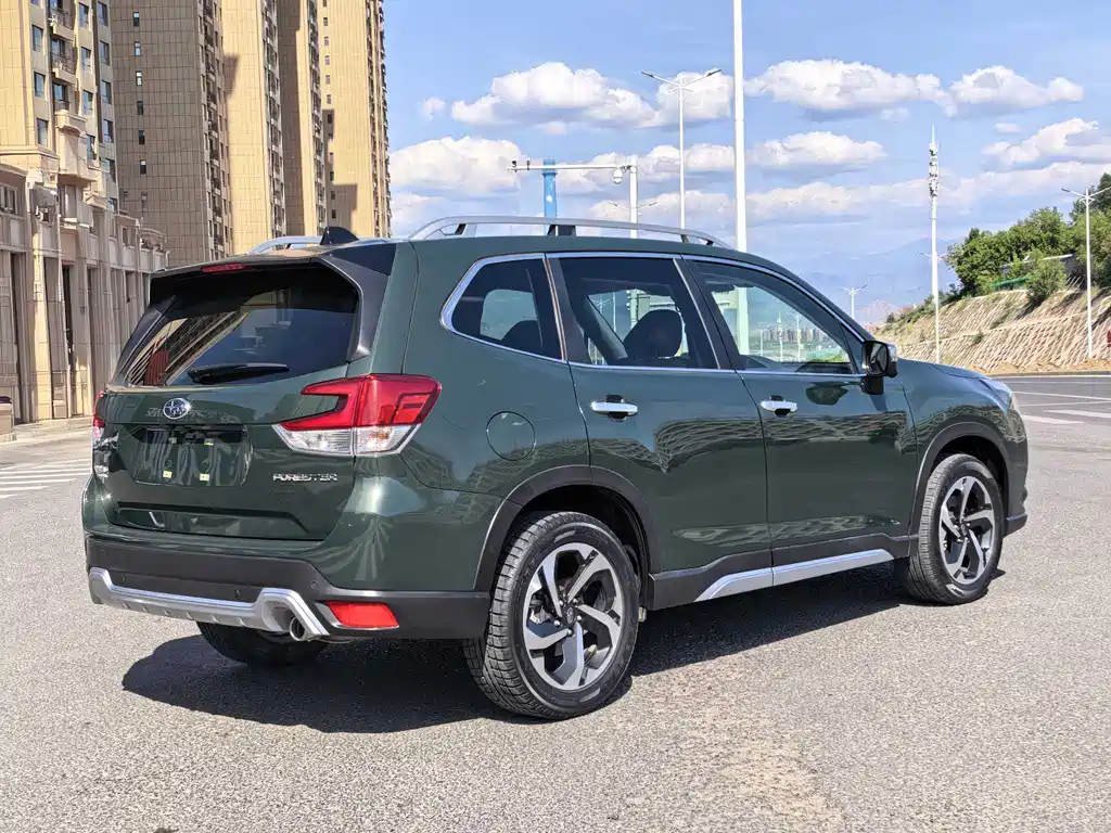 Subaru Forester 2024 2.5i AWD Premier EyeSight