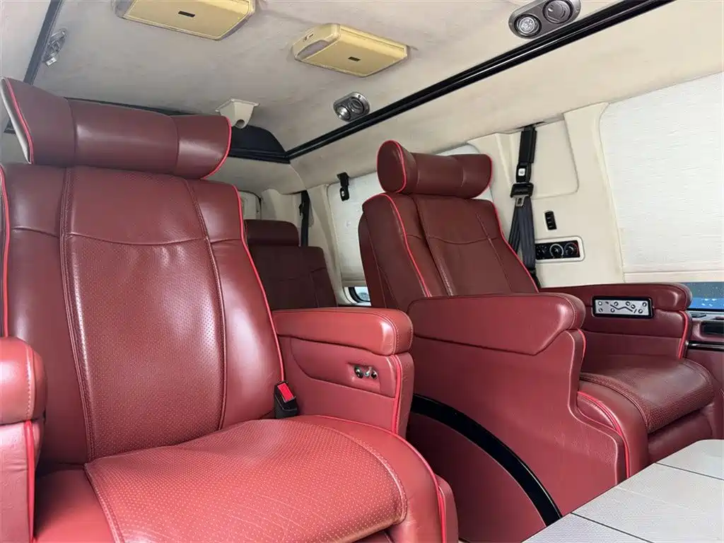 SAVANA 2012 6.0L Leader Classic Edition