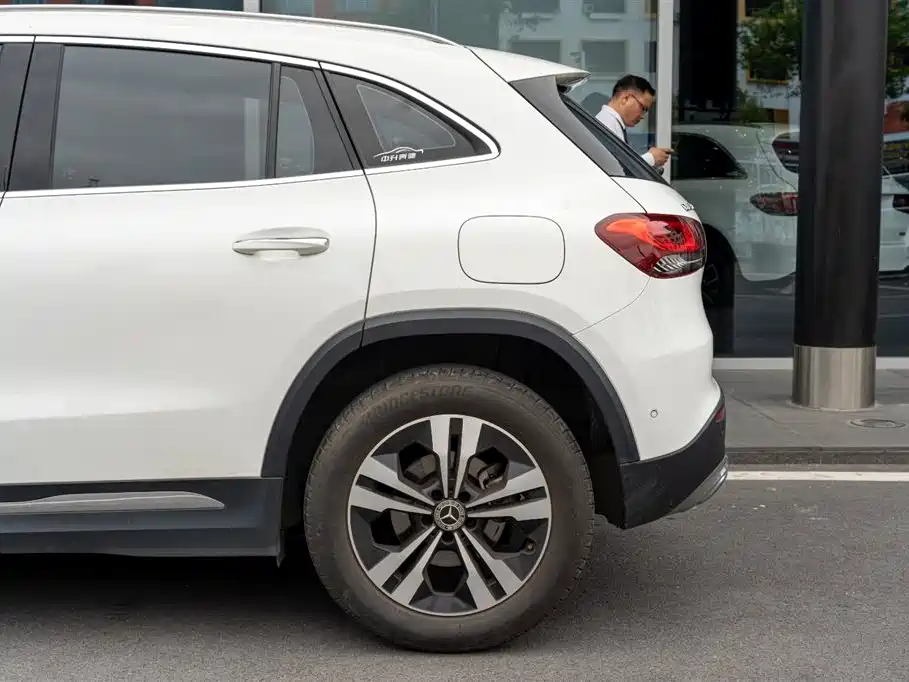 Mercedes-Benz GLA 200 2022 Facelift