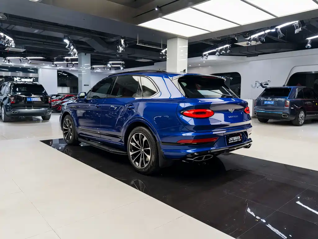 Bentley Bentayga 2021 4.0T V8