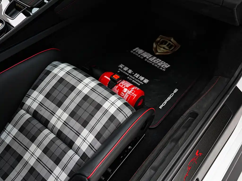 Porsche 911 2024 GT3 RS 4.0L