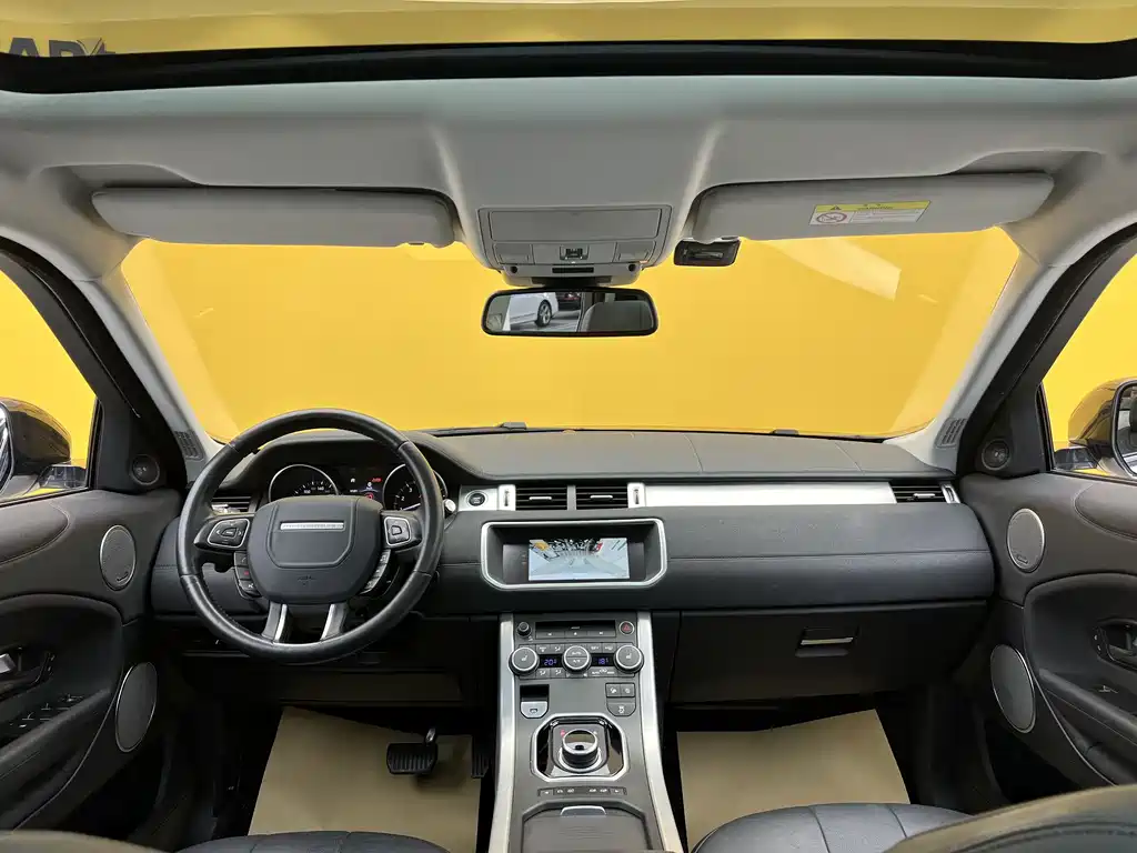 Range Rover Evoque 2018 240PS SE Dynamic Edition