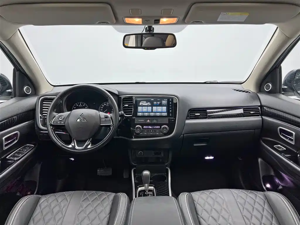 Outlander 2021 2.0L 2WD Changxiang Edition 5-Seater