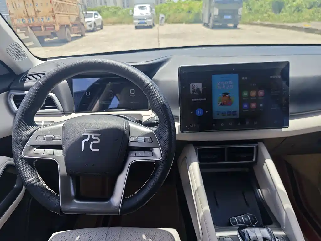 BYD Yuan UP 2024 401KM Leading Edition