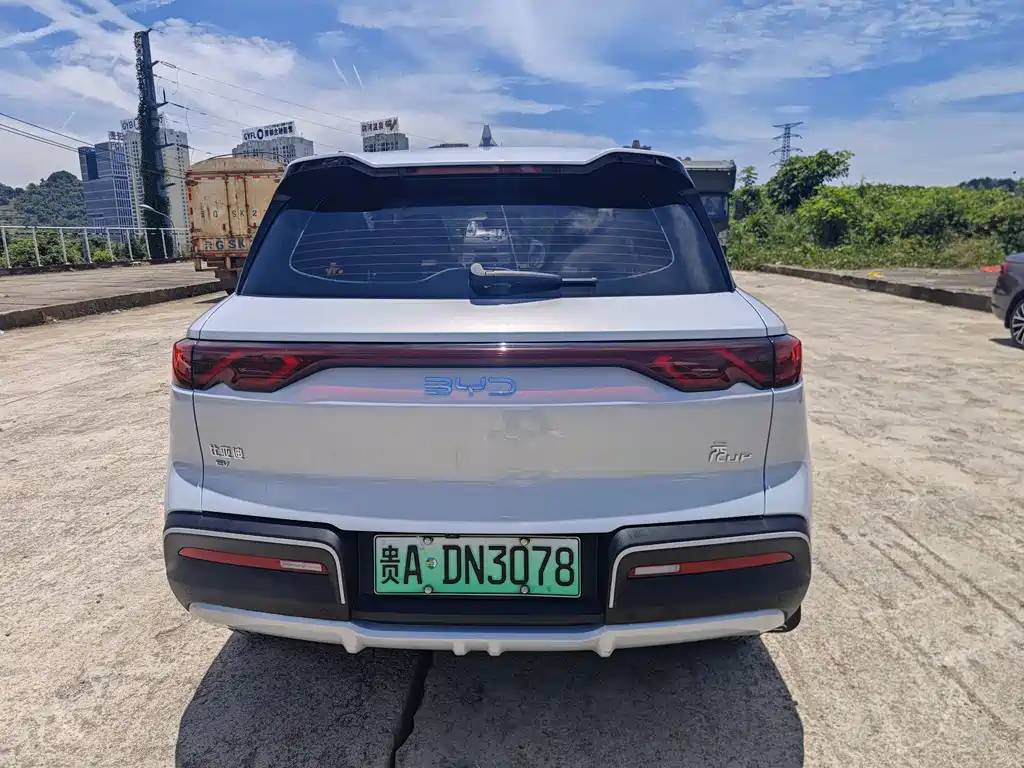 BYD Yuan UP 2024 401KM Leading Edition