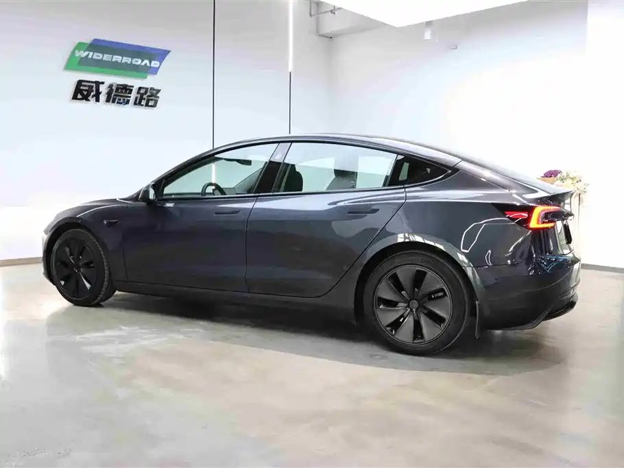 Model 3