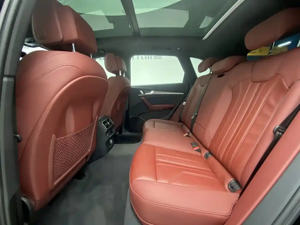 Audi Q5L 2024 45 TFSI Luxury Dynamic Edition
