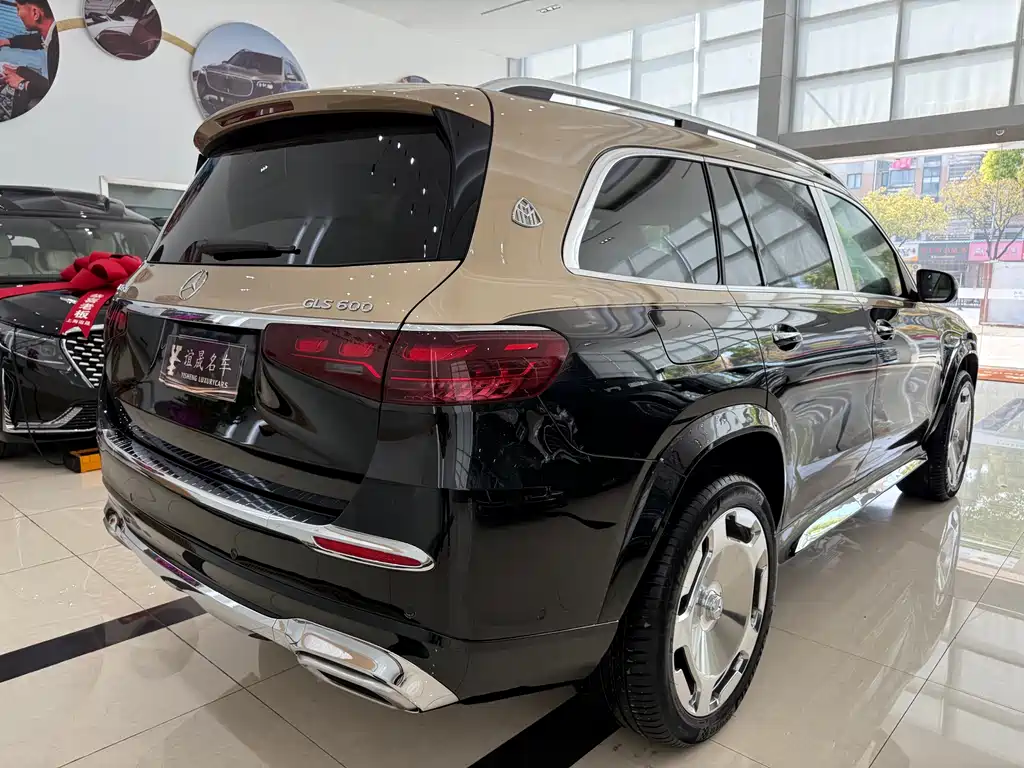 Mercedes-Benz GLS 450 4MATIC Luxury 2026