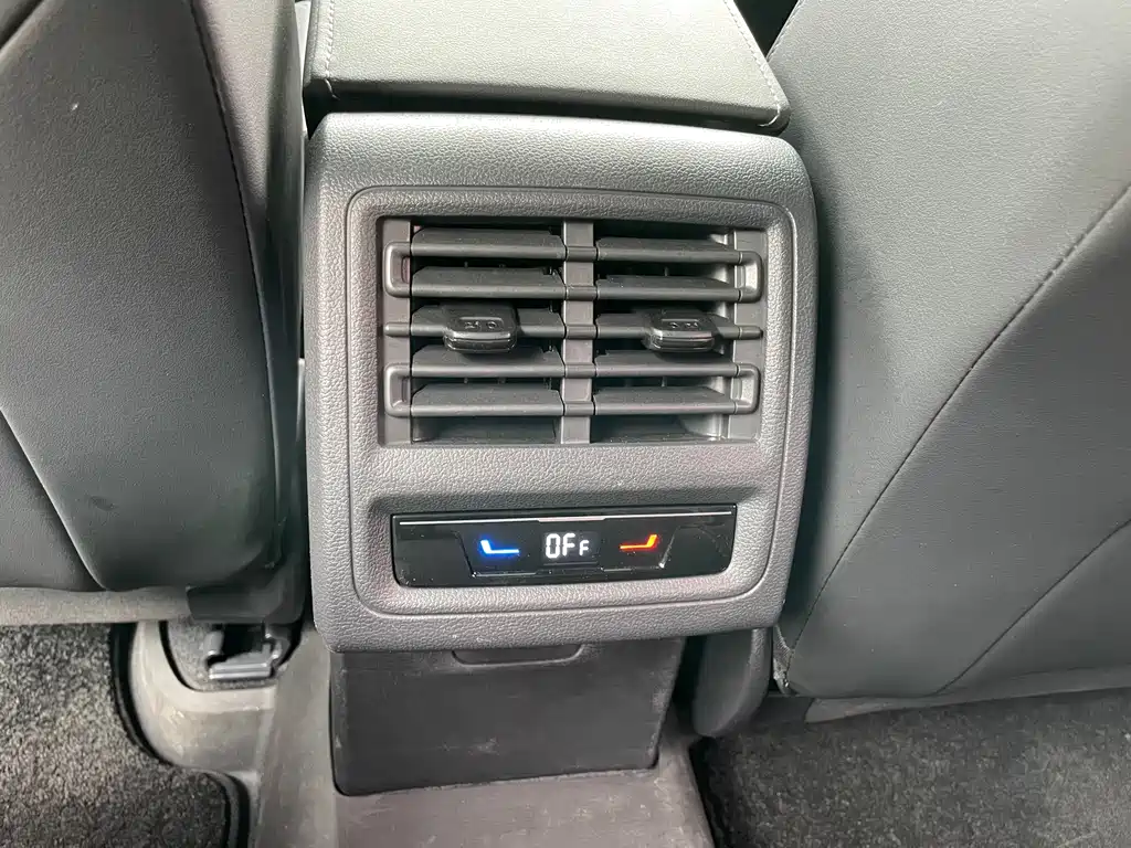 Golf 2023 280TSI DSG R-Line Lite