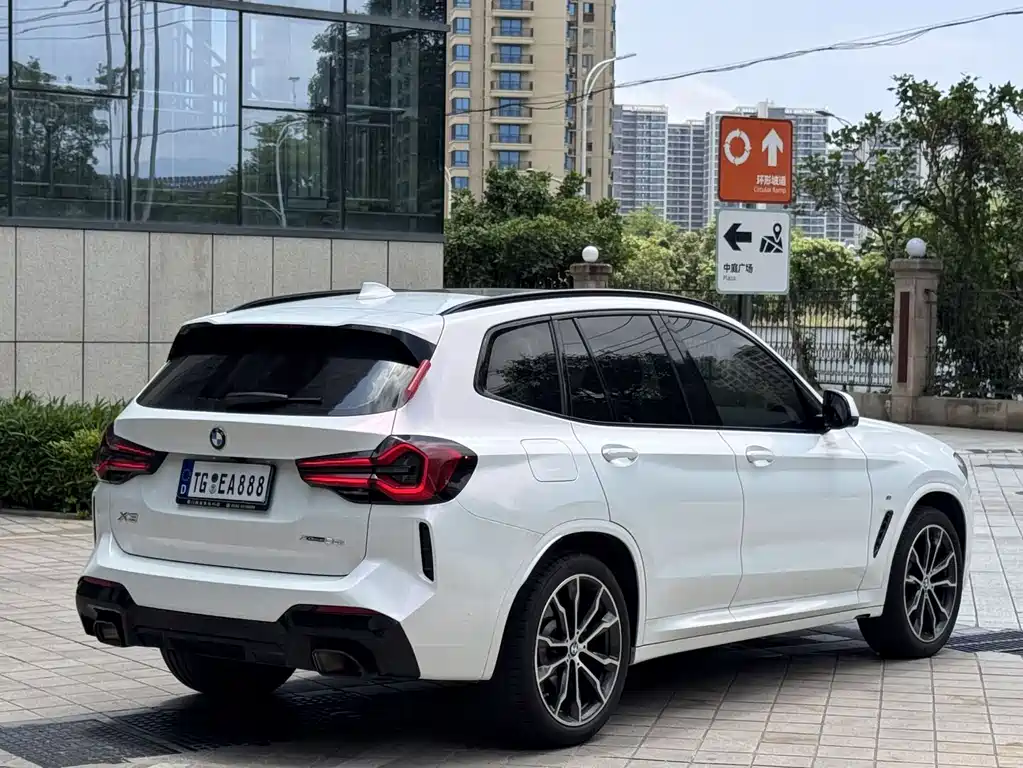 BMW X3 2022 xDrive30i Premium M Sport Night Package