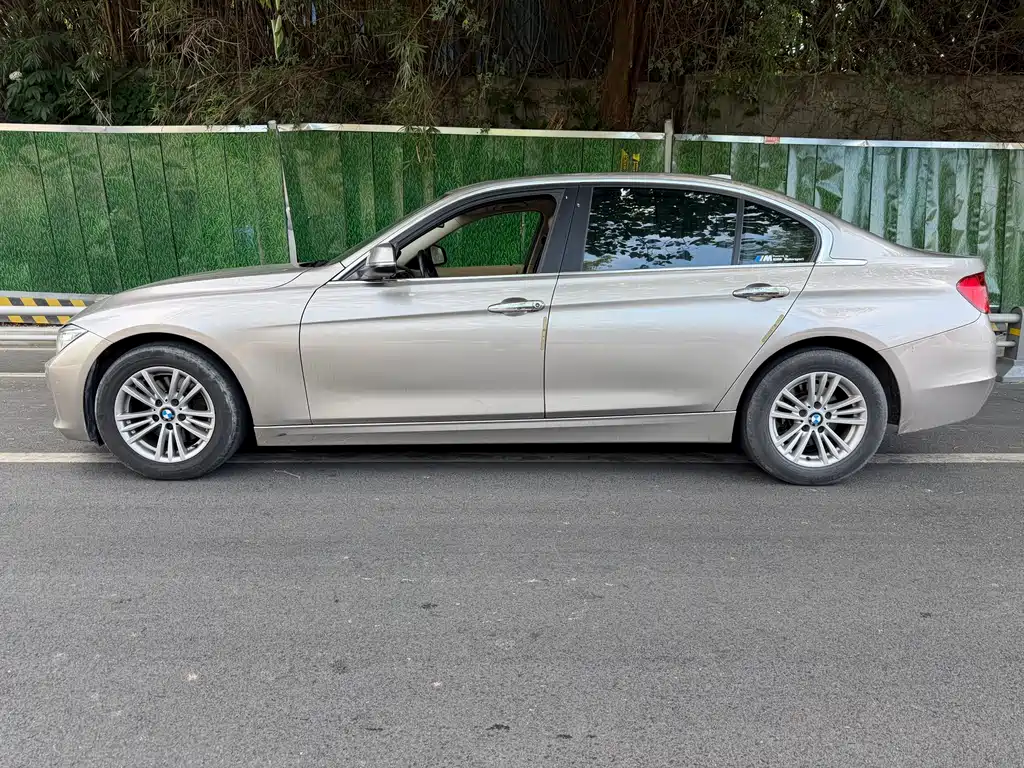 BMW 3 Series 2013 320Li Fashion Edition