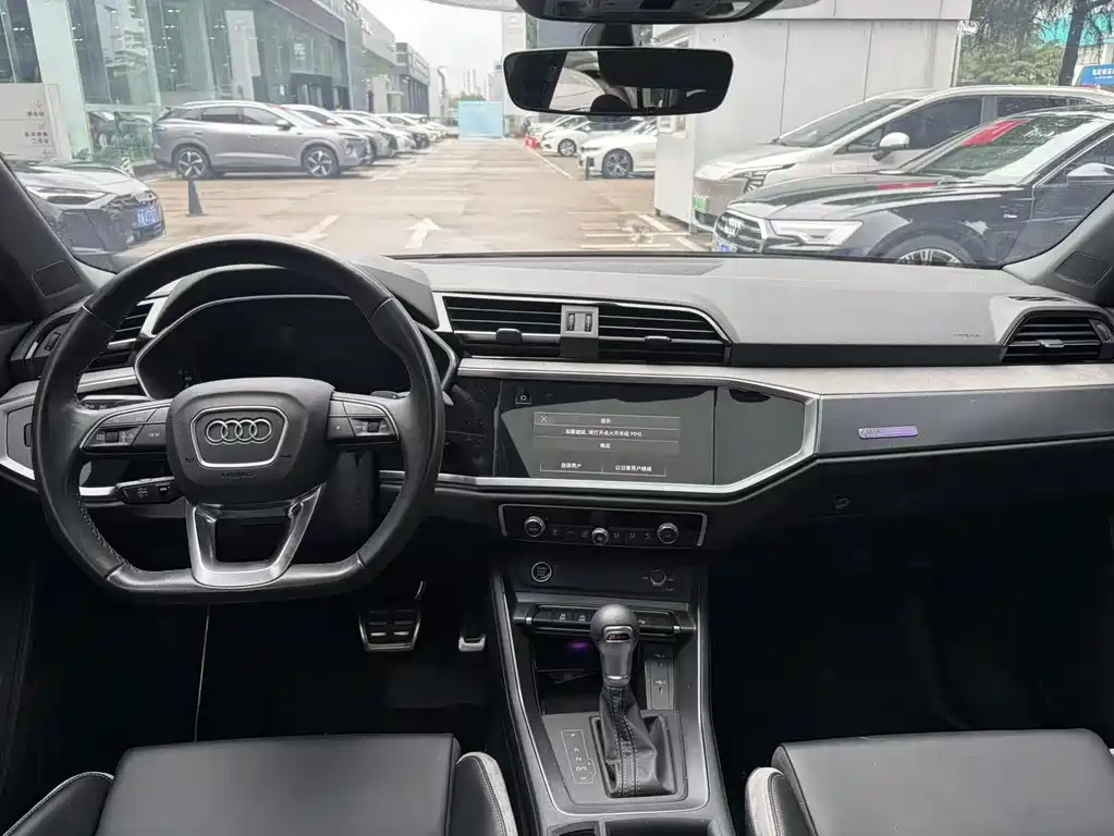 Audi Q3 2024 35 TFSI Fashion Dynamic