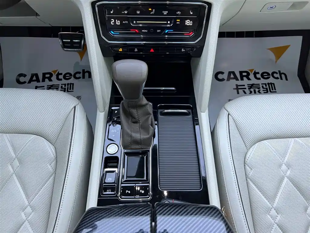 Viloran 2020 380TSI Prestige Edition