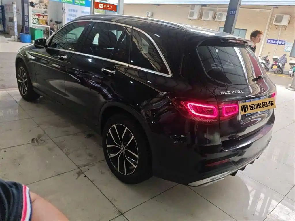 Mercedes-Benz GLC 2021 GLC 260 L 4MATIC Luxury Edition