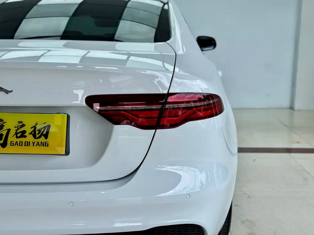 Jaguar XEL 2023 2.0T 250PS R-DYNAMIC S