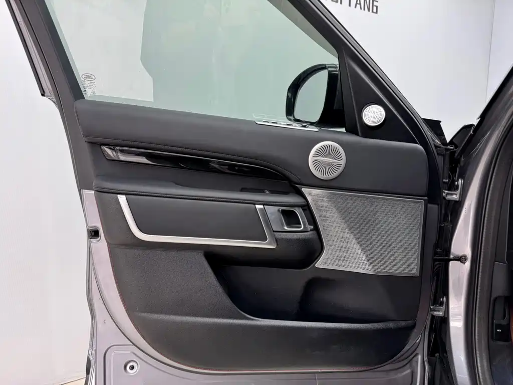 Land Rover Discovery 2020 3.0 SC V6 SE