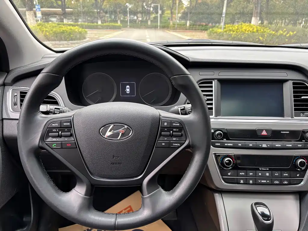 2017 Hyundai Sonata 2.4L DLX