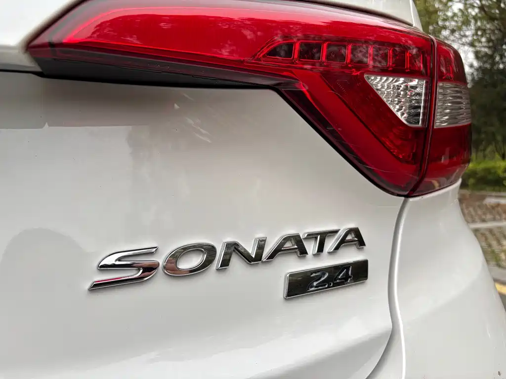 2017 Hyundai Sonata 2.4L DLX