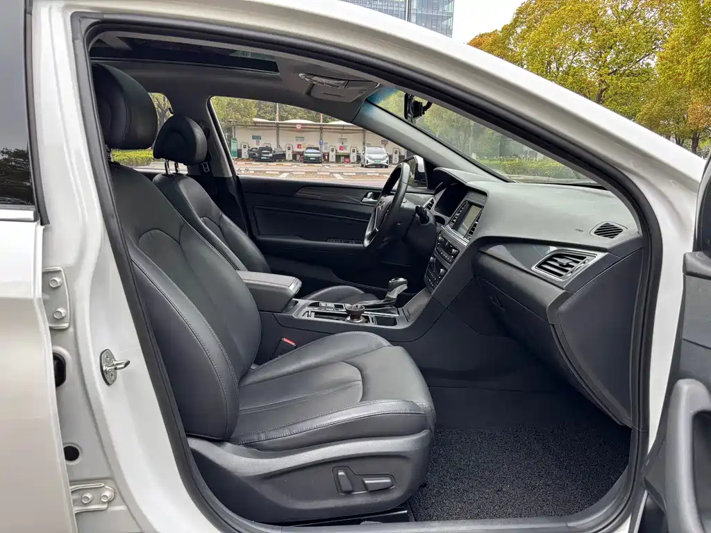 2017 Hyundai Sonata 2.4L DLX