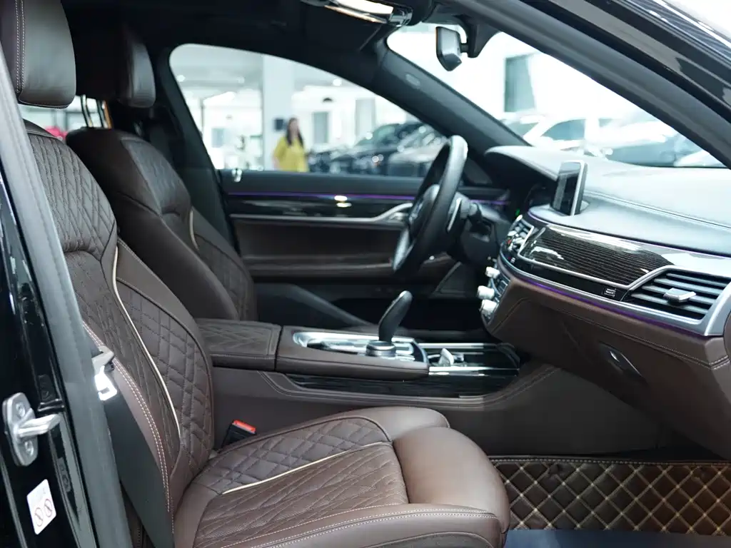 BMW 7 Series 2021 740Li Leading Edition M Sport Package