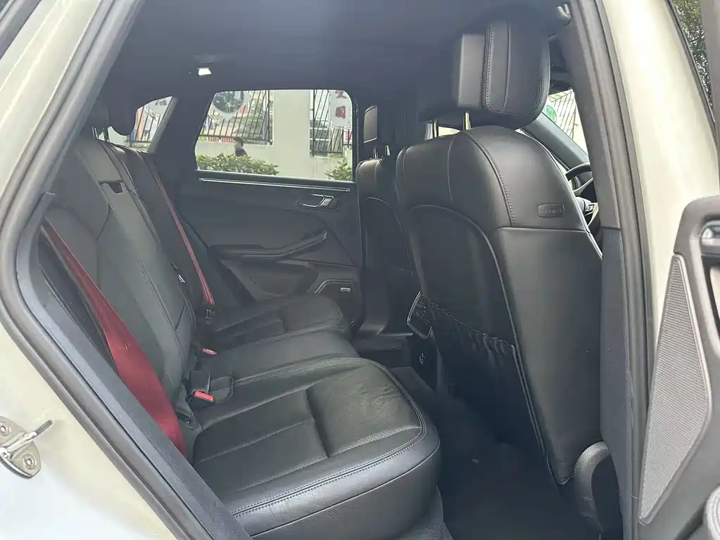 Porsche Macan 2022 2.0T