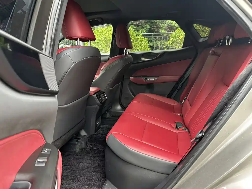 Lexus NX 350h 2022