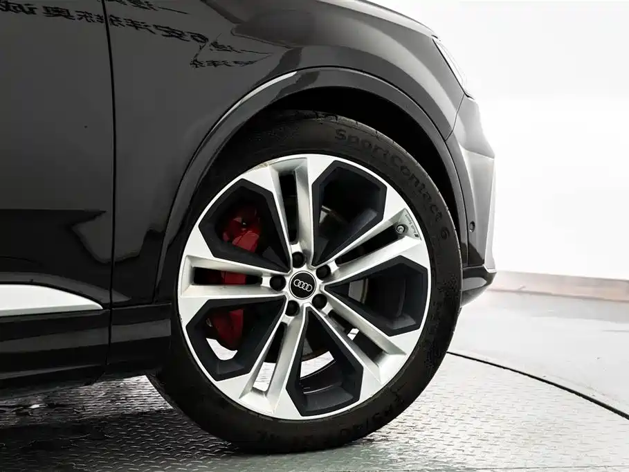 Audi Q7 2023 55 TFSI quattro S Prestige