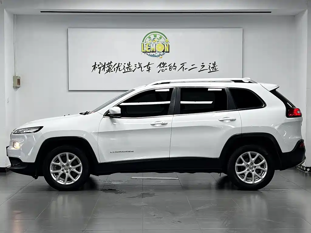 Jeep Cherokee 2017 2.4L Limited