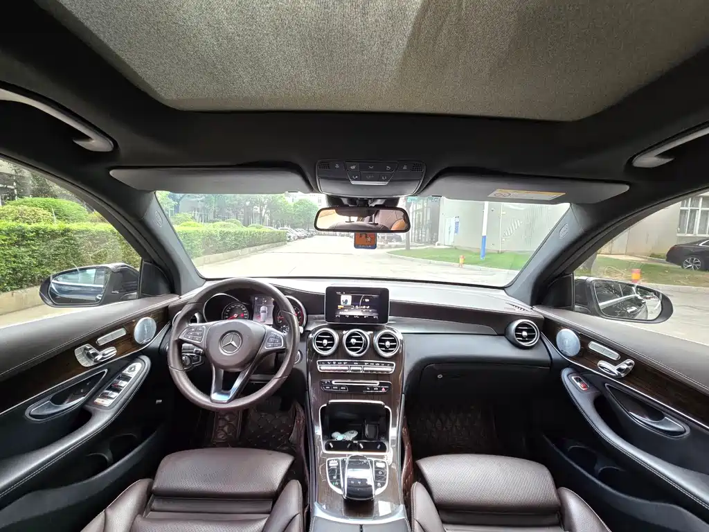 Mercedes-Benz GLC 2019 GLC 260 4MATIC Dynamic